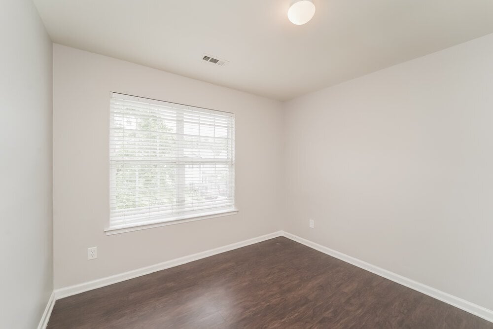 Building Photo - 5713 Henderson Oaks Dr