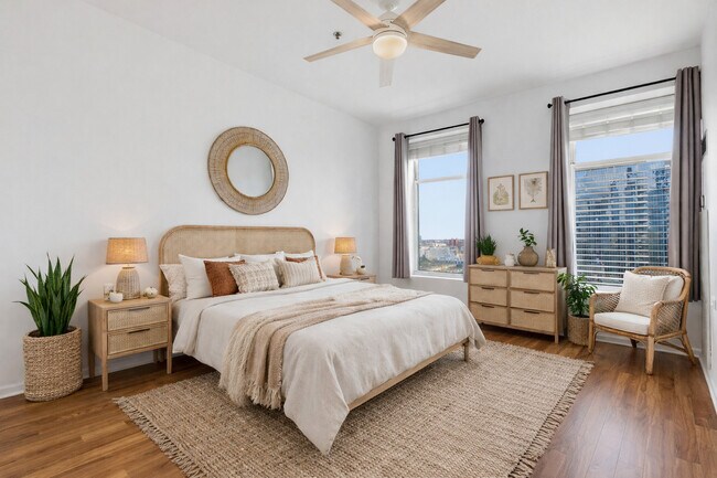 Building Photo - 340 W Superior St