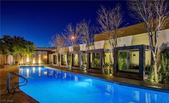 Building Photo - 4471 Dean Martin Dr