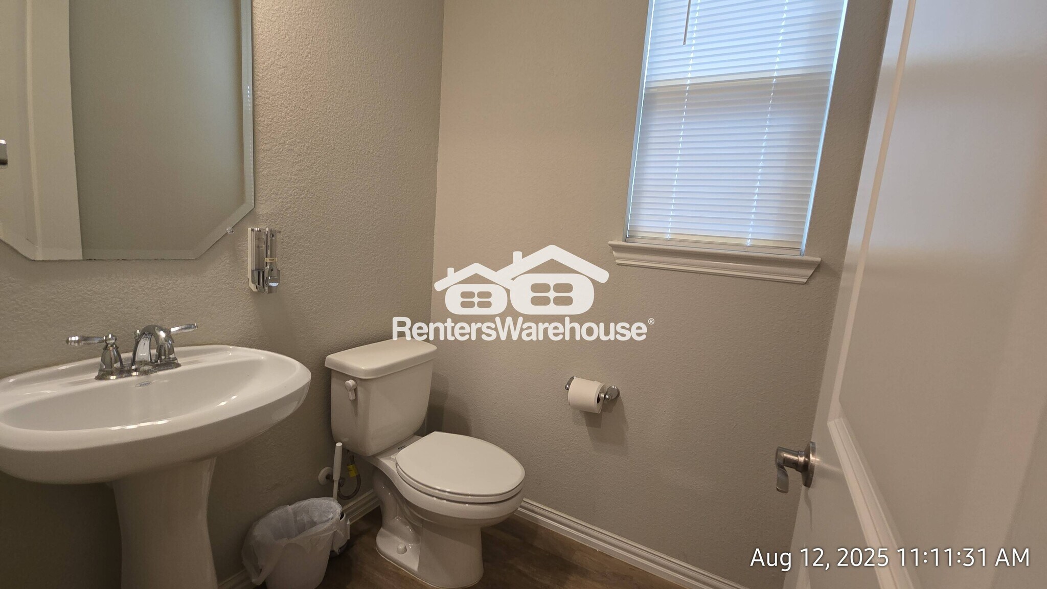 Building Photo - 2019 Tawakoni Dr