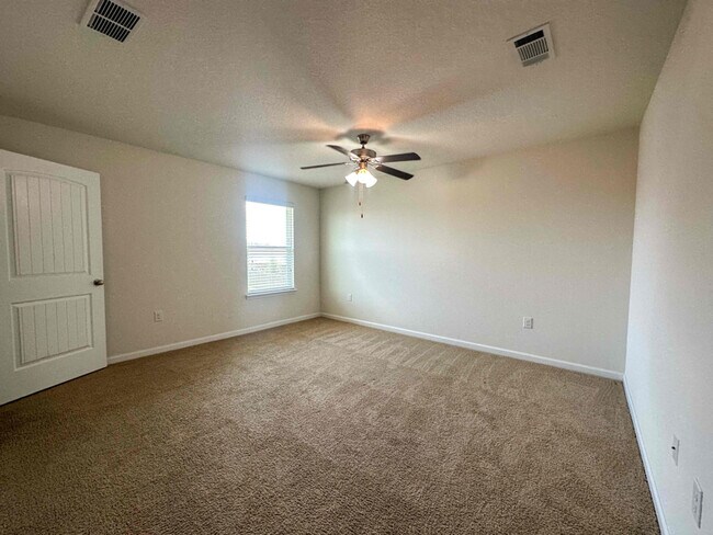 Building Photo - 733 Widgeon Wy