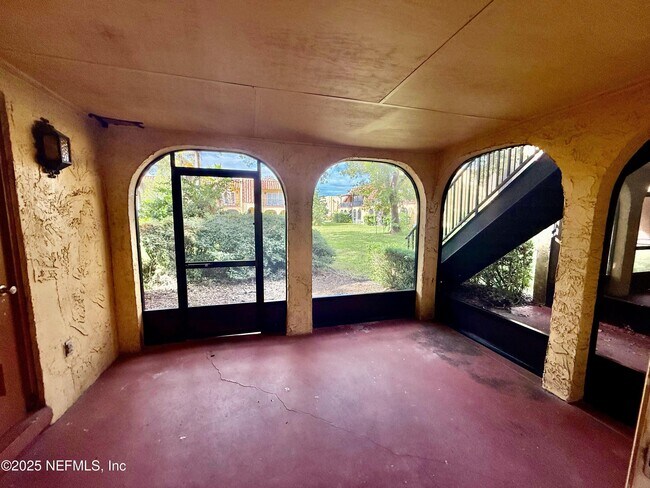 Building Photo - 3919 Bell Tower Dr