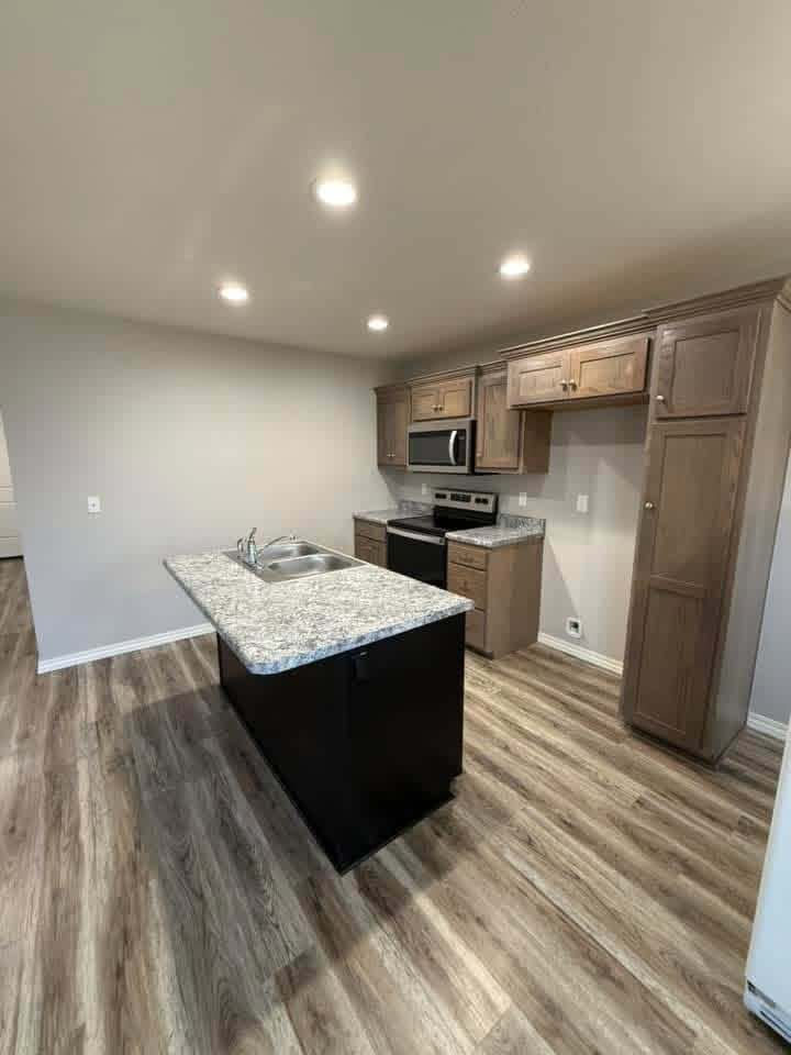 Building Photo - 609 W Kimberly Ct