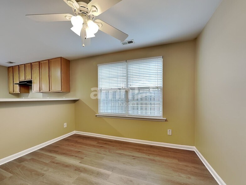 Building Photo - 5829 Bryanstone Pl