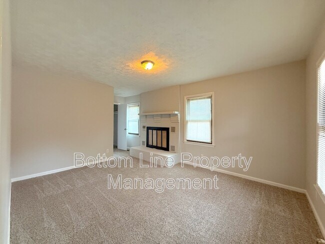 Building Photo - 3315 Wiseman Dr