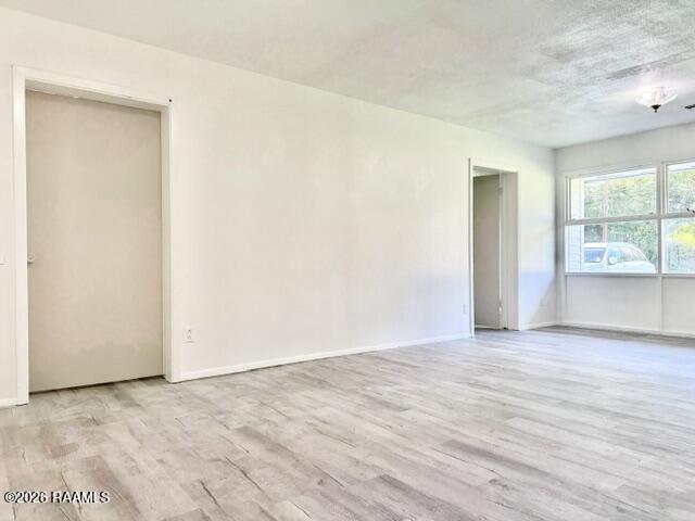 Building Photo - 136 Grand Ave
