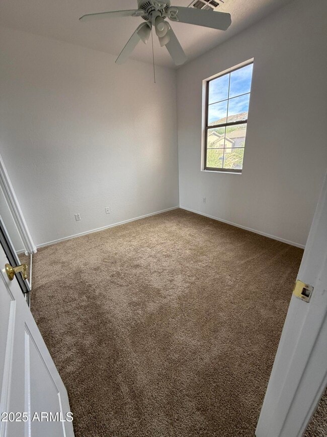 Building Photo - 16828 S Aqua Ct