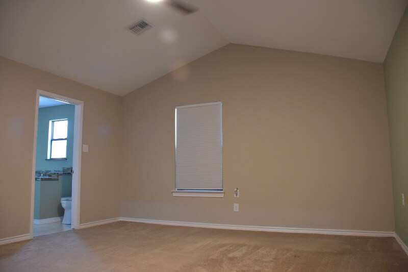 Building Photo - 8318 Grey Knoll Dr
