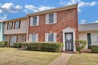 Building Photo - 10032 Georgetown Dr