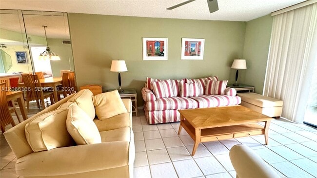 Building Photo - 2420 Deer Creek Country Club Blvd