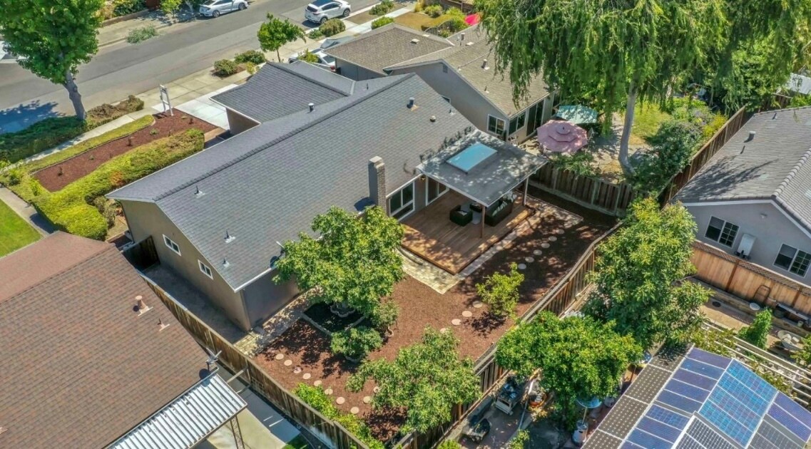 Building Photo - 4419 Jonquil Dr