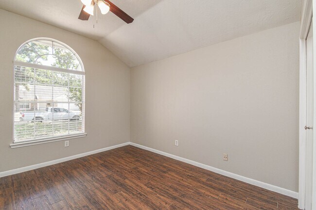 Building Photo - 7755 Springville Dr
