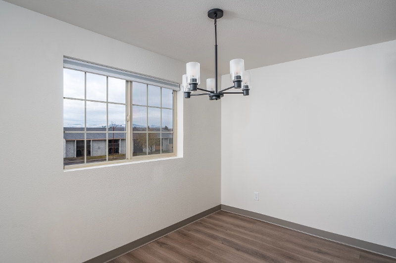 Building Photo - 1430 3rd Ave E