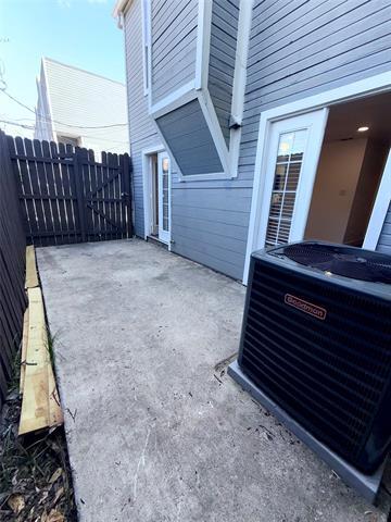 Building Photo - 4626 San Jacinto St