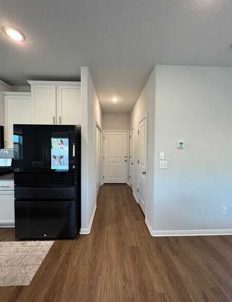Building Photo - 6554 Marsh Ln