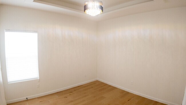 Building Photo - 612 Moar Dr