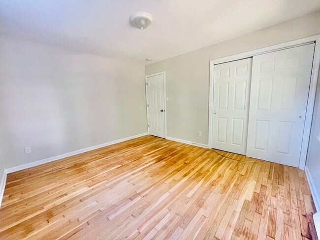 Building Photo - 1601 Echo Ln