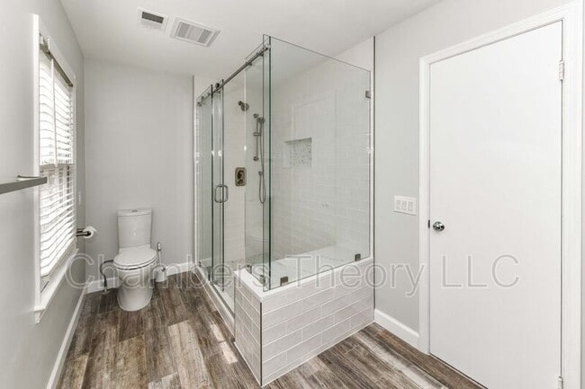 Building Photo - 1121 Portner Rd