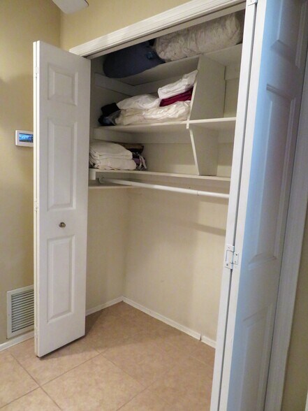Laundry Room - 11515 N 91st St