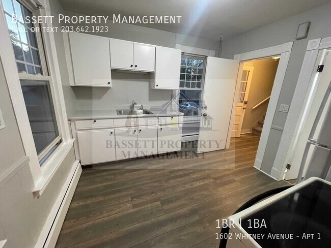 Building Photo - 1602 Whitney Ave