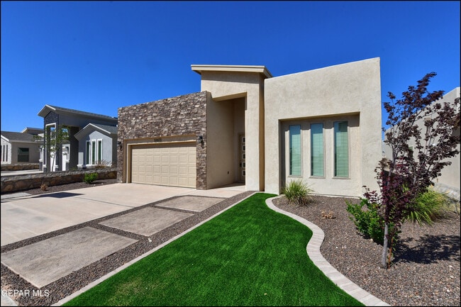 Building Photo - 51073 Sand Verbena Ave