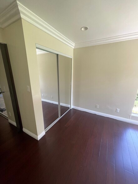 Building Photo - 3113 Raintree Cir
