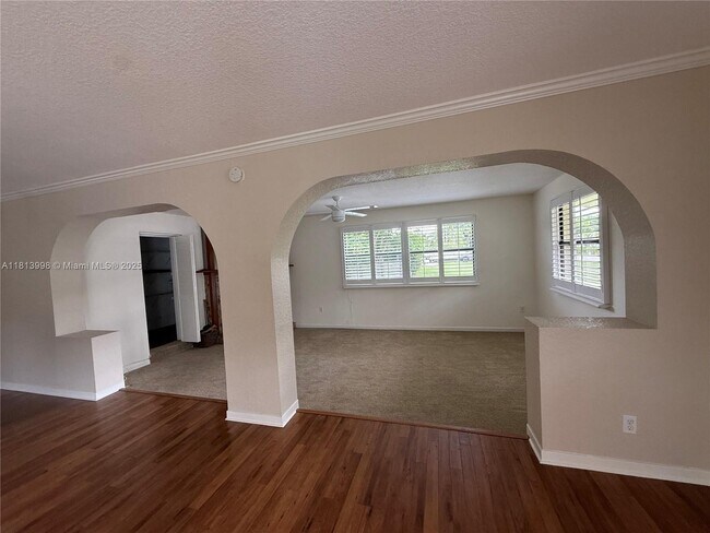 Building Photo - 6160 SW 188th Ave