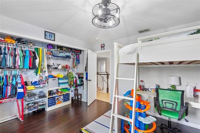 Building Photo - 4123 Harbor Lake Dr