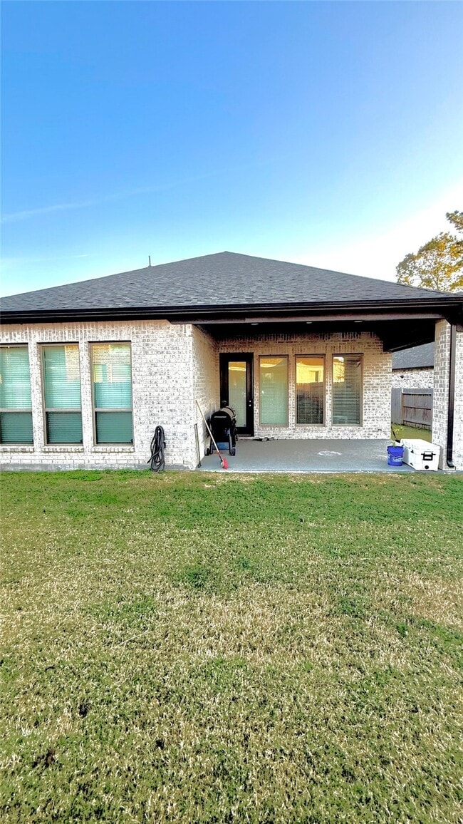 Building Photo - 15707 Autumn Sun