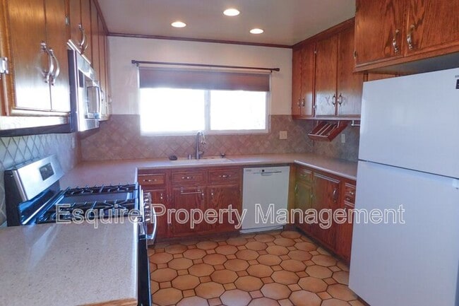 Building Photo - 1224 Christina Ct