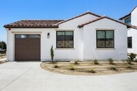 Building Photo - 1223 Stonemark place