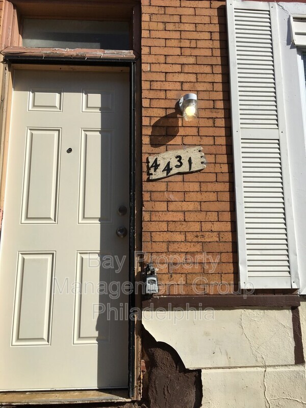 Building Photo - 4431 N Gratz St