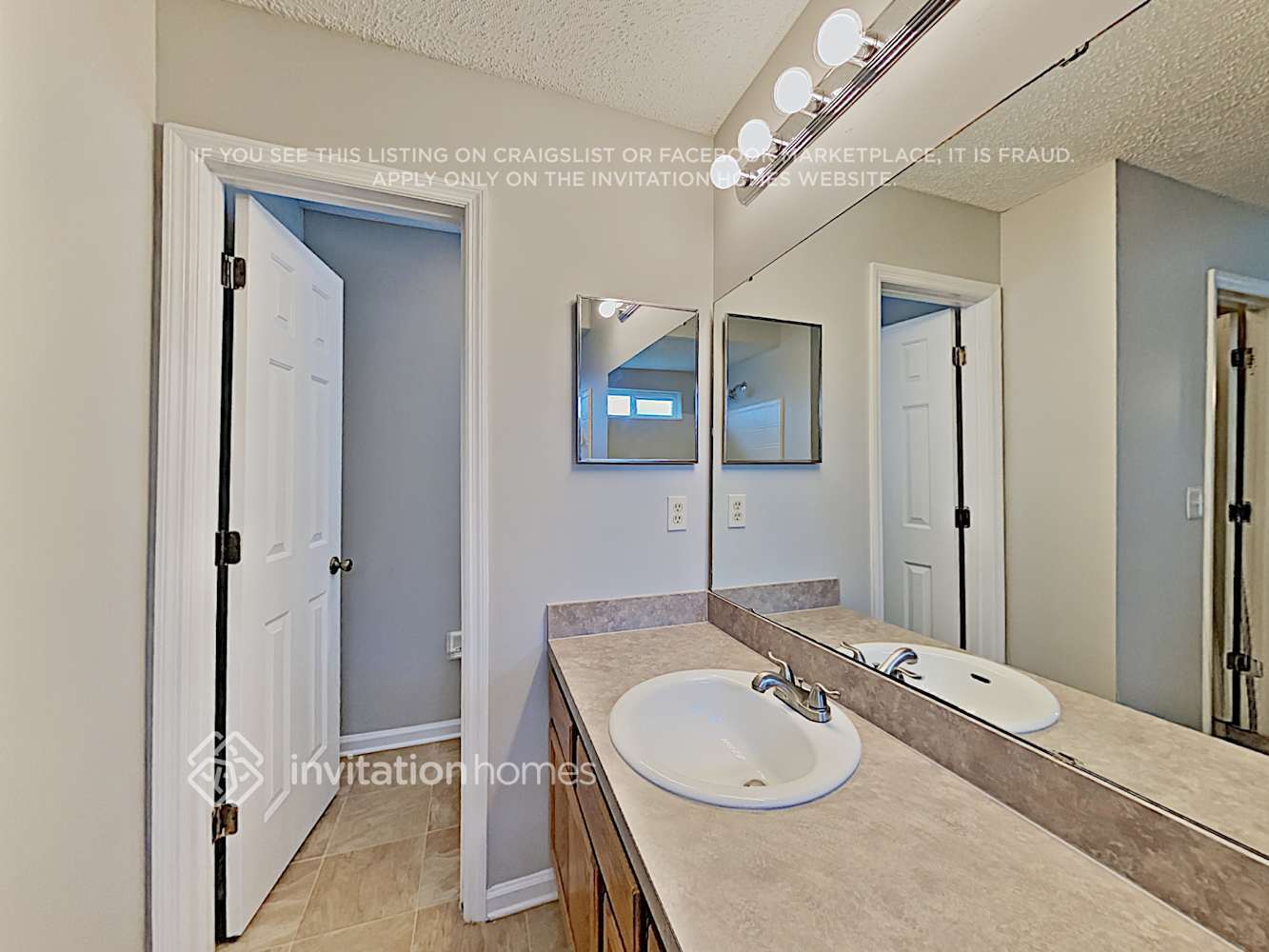 Building Photo - 11190 Wyndham Hollow Ln