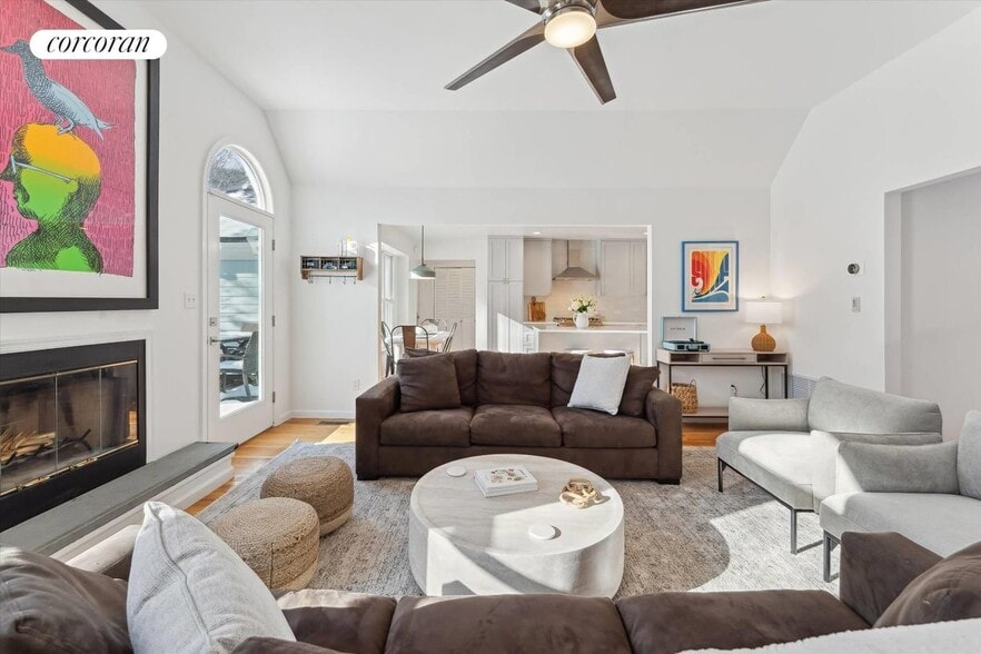 Building Photo - 14 Hildreth Rd