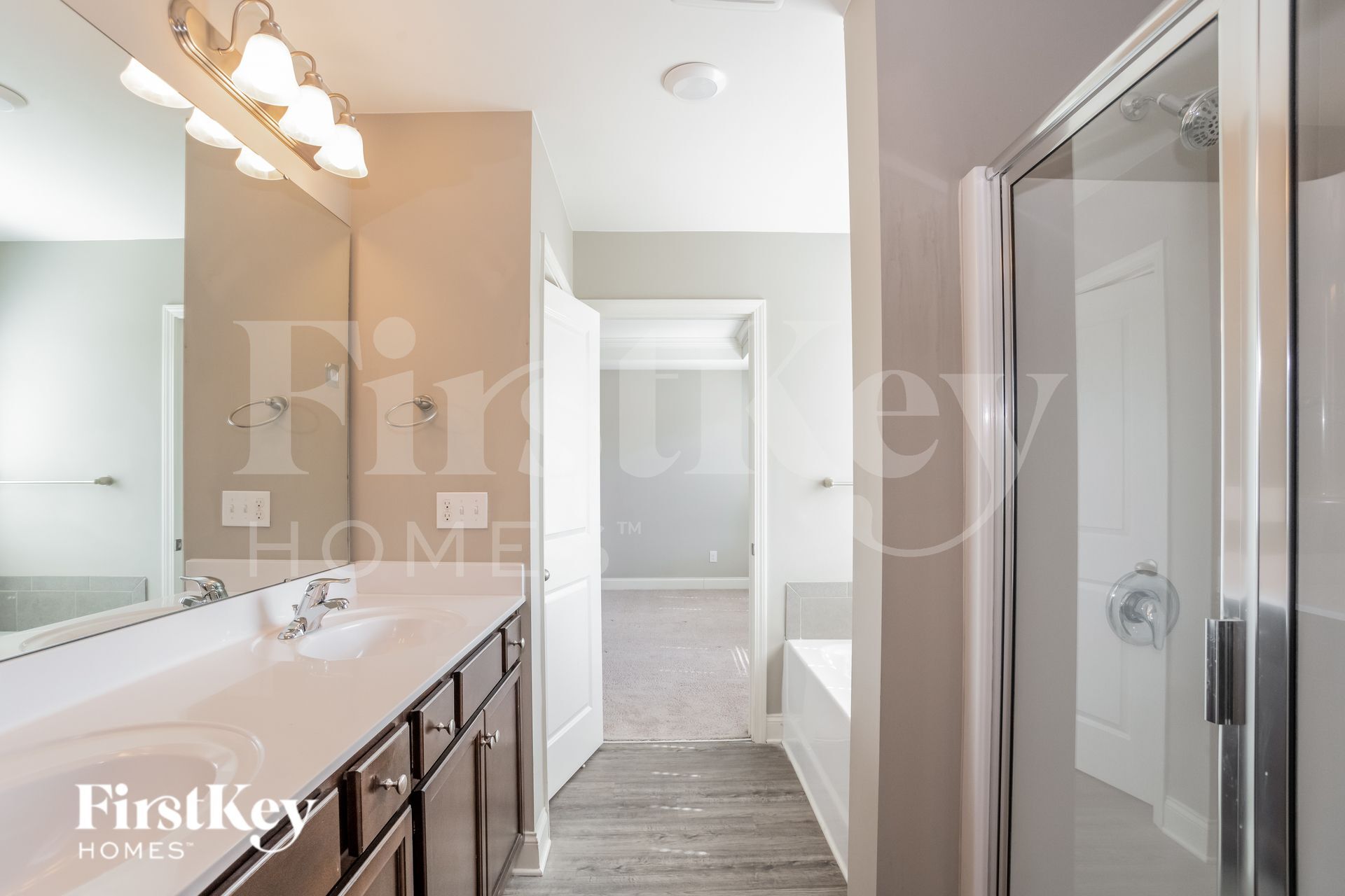 Building Photo - 9221 Evans Creek Ct