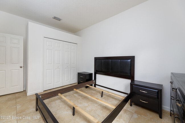 Building Photo - 632 Stonebriar Dr