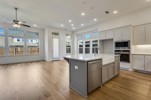 Building Photo - 1704 Hydrangea Ln