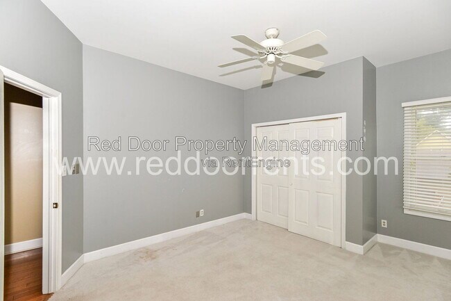 Building Photo - 1332A N College Ave