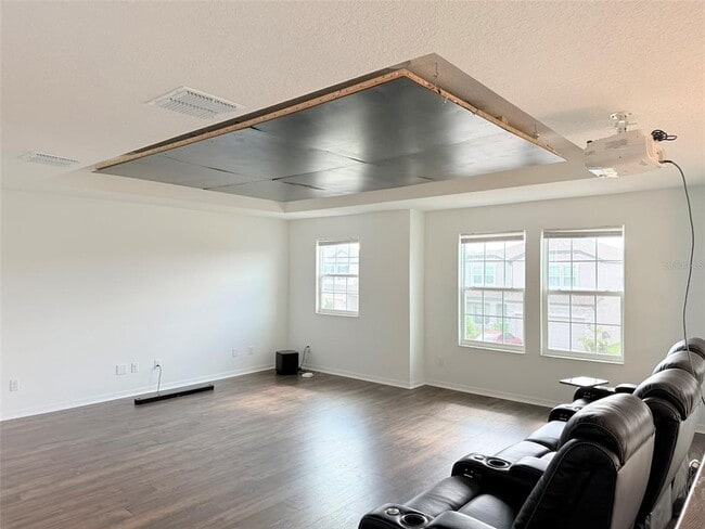Building Photo - 11131 Sundrift Dr