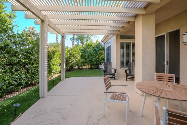 Building Photo - 44357 Royal Lytham Dr