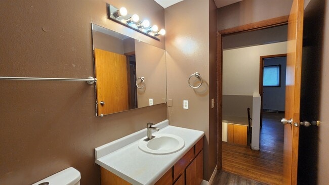 Building Photo - 2421 Adler Cir