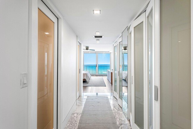 Building Photo - 3211 S Ocean Blvd