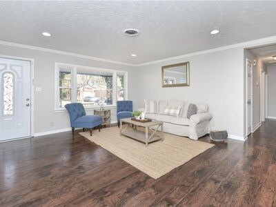 Building Photo - 4404 Greendell Rd