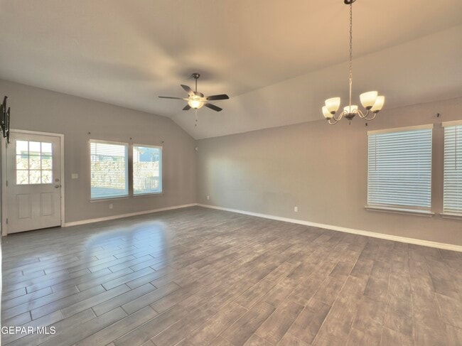 Building Photo - 13877 Paseo Perlas Dr