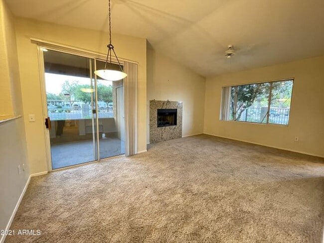 Building Photo - Gated, Resort Living, Club House, Fitness Center, Updated Unit!!!  2 bedroom, 2 bath split floor ...