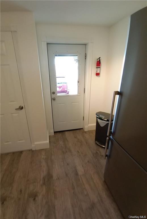 Building Photo - 11-15-15 W Main St