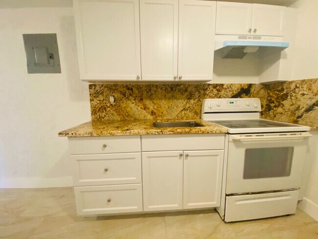 Building Photo - 2230 NW 51 Terrace