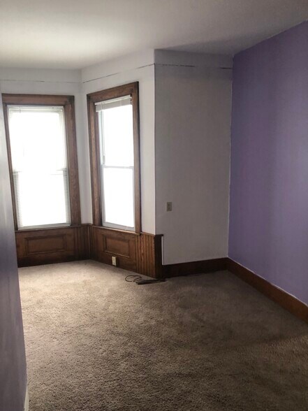 Building Photo - 953 Dryden Rd