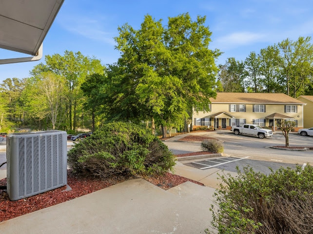 Building Photo - 105 Westchester Dr