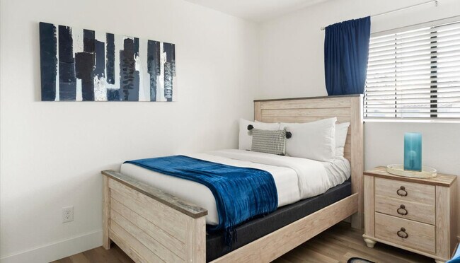 Building Photo - 11264 N 128th Pl